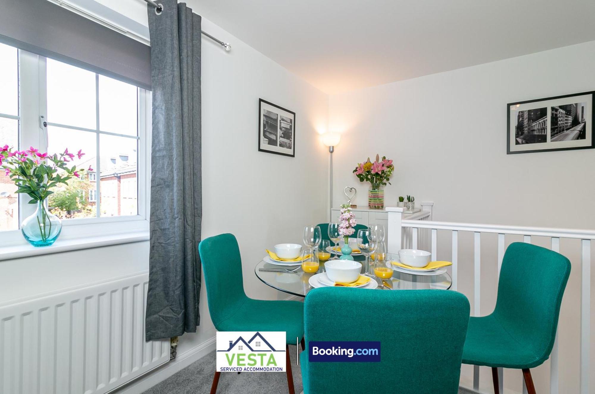 Three Bedroom Apartment By Vesta Serviced Accommodation & Short Lets Hatfield With Free Parking Exteriér fotografie