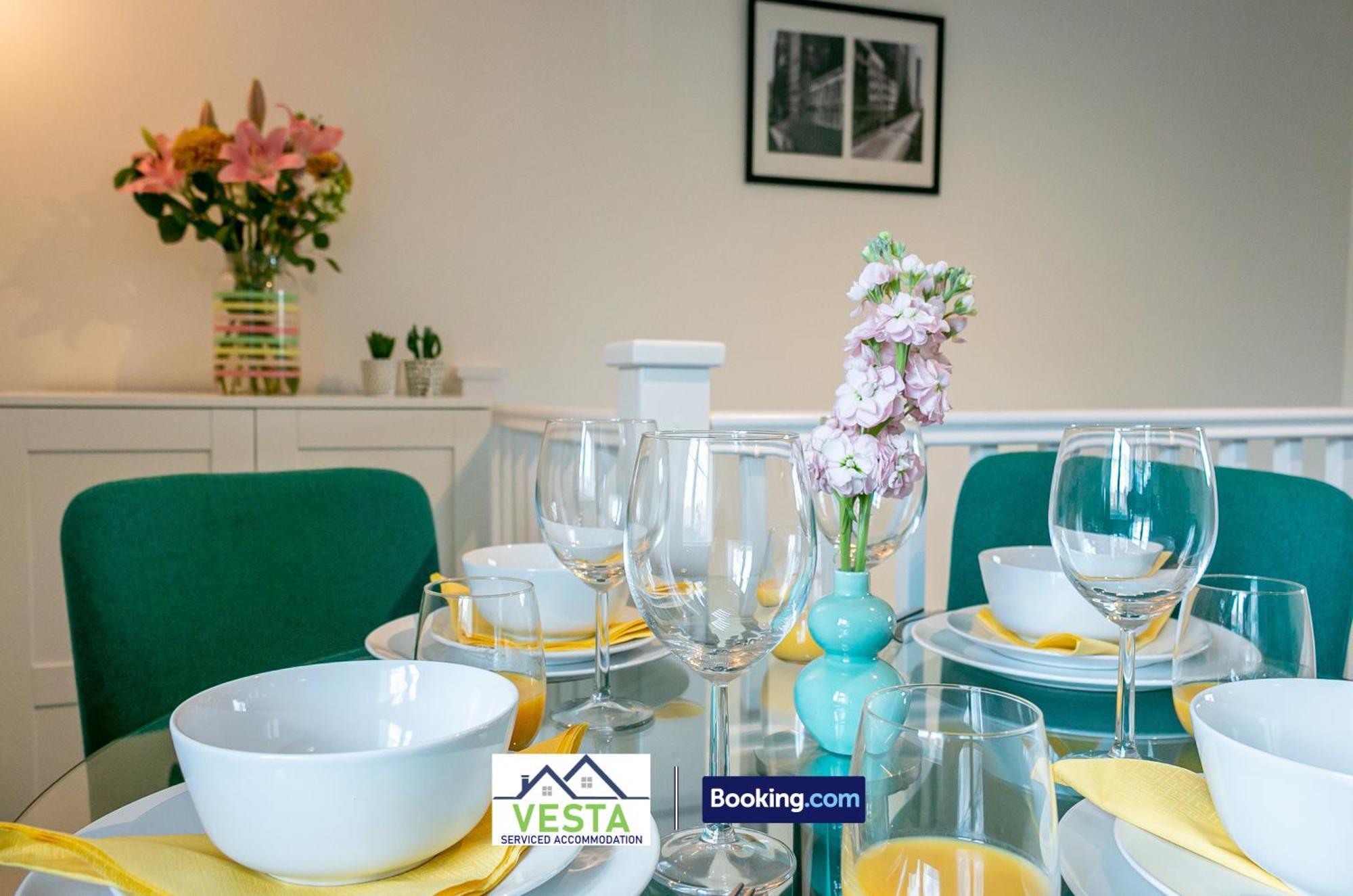 Three Bedroom Apartment By Vesta Serviced Accommodation & Short Lets Hatfield With Free Parking Exteriér fotografie