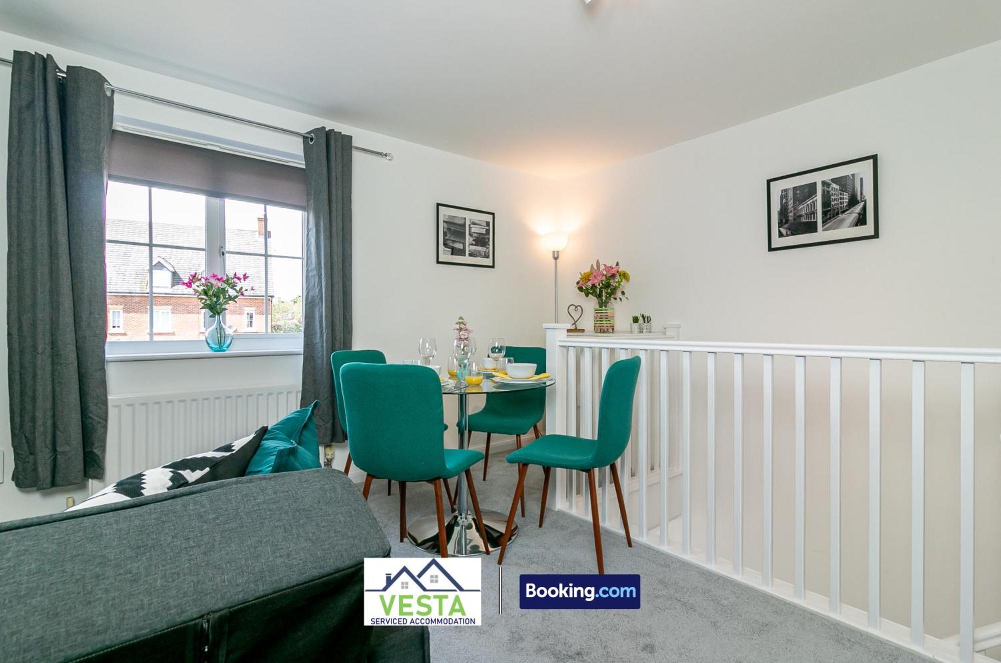 Three Bedroom Apartment By Vesta Serviced Accommodation & Short Lets Hatfield With Free Parking Exteriér fotografie