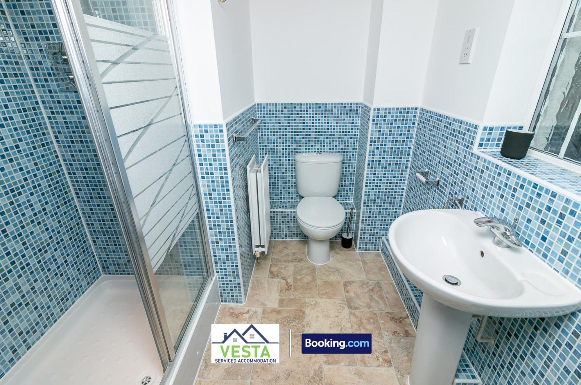 Three Bedroom Apartment By Vesta Serviced Accommodation & Short Lets Hatfield With Free Parking Exteriér fotografie